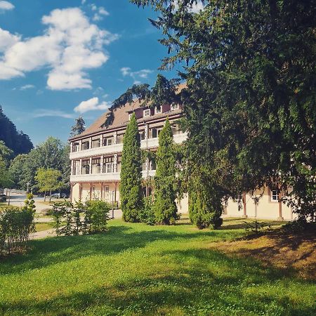 Oscars Hotel 1415 Бад Либенцел Екстериор снимка
